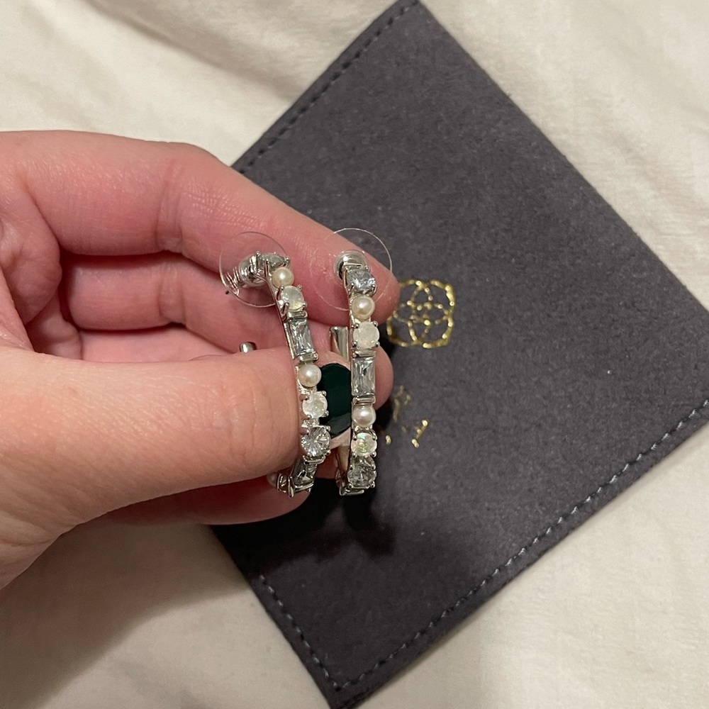 Kendra Scott Madelyn Hoop Earrings